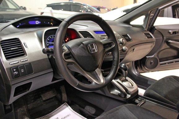 Honda Civic, 1.8 л, АТ, 2011 фото 2