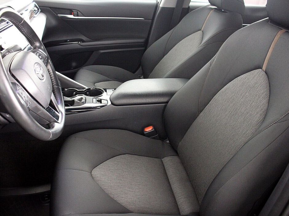 Toyota Camry, 2.5 л, АТ, 2019 фото 2