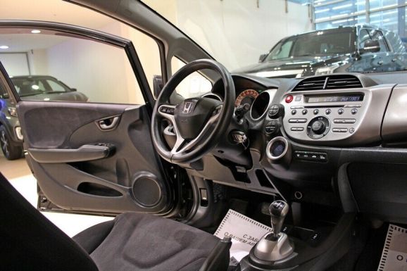 Honda Jazz, 1.3 л, Робот, 2009 фото 7