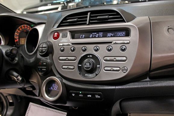 Honda Jazz, 1.3 л, Робот, 2009 фото 9