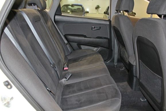 Hyundai Elantra, 1.6 л, МТ, 2009 фото 8