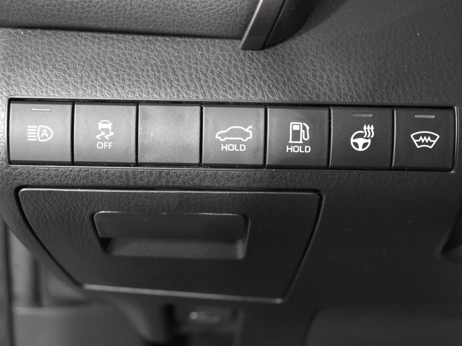 Toyota Camry, 2.5 л, АТ, 2019 фото 8