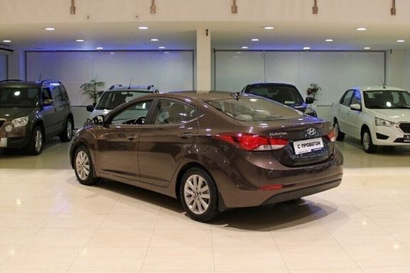 Hyundai Elantra, 1.8 л, АТ, 2015 фото 5