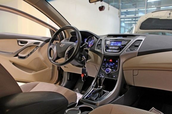 Hyundai Elantra, 1.6 л, АТ, 2015 фото 7