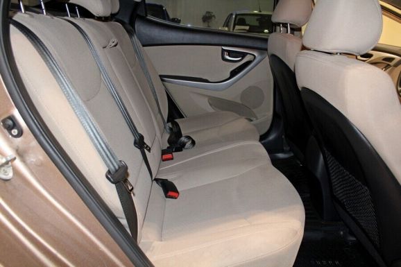 Hyundai Elantra, 1.6 л, АТ, 2015 фото 8