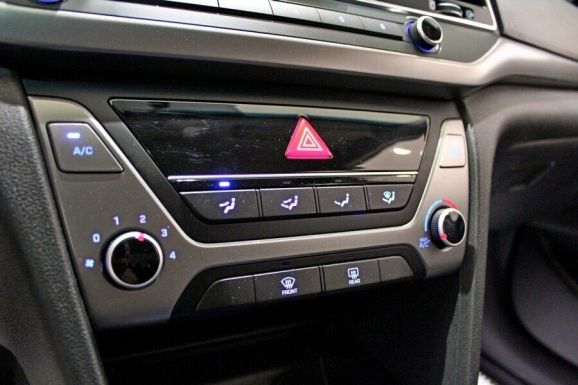 Hyundai Elantra, 1.6 л, АТ, 2019 фото 1