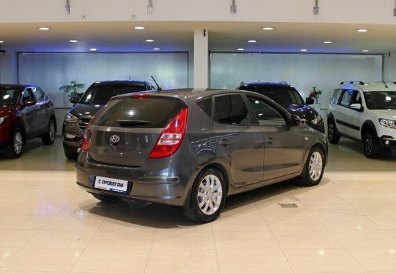 Hyundai i30, 1.6 л, АТ, 2010 фото 6