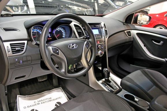 Hyundai i30, 1.6 л, АТ, 2014 фото 1