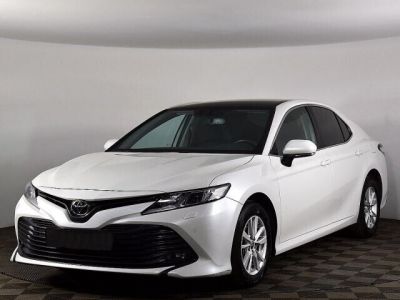 Toyota Camry, 2.5 л, АКПП, 2020 фото 3