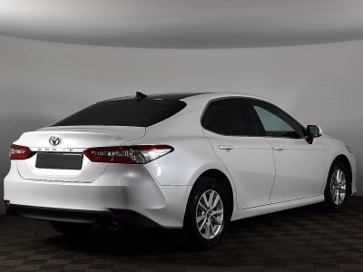 Toyota Camry, 2.5 л, АКПП, 2020 фото 4