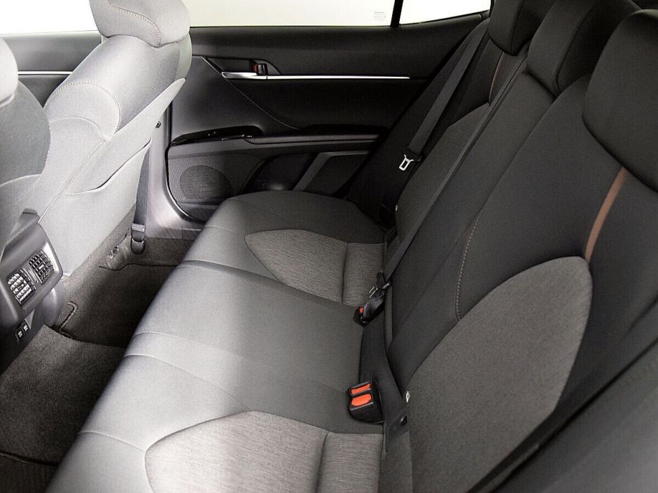 Toyota Camry, 2.5 л, АТ, 2020 фото 1