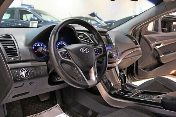 Hyundai i40, 2.0 л, АТ, 2015 фото 1