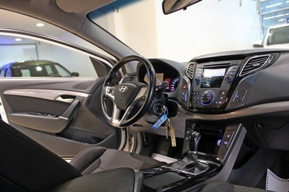 Hyundai i40, 2.0 л, АТ, 2014 фото 7