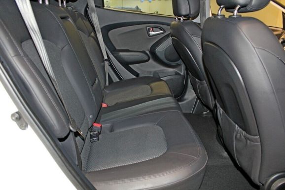 Hyundai ix35, 2.0 л, АТ, 2011 фото 8