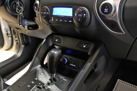 Hyundai ix35, 2.0 л, АТ, 2011 фото 9