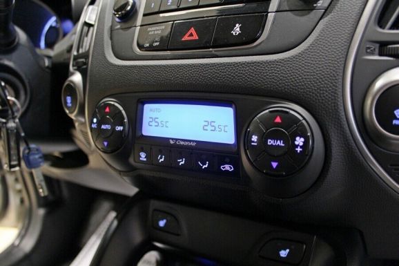 Hyundai ix35, 2.0 л, АТ, 2011 фото 12