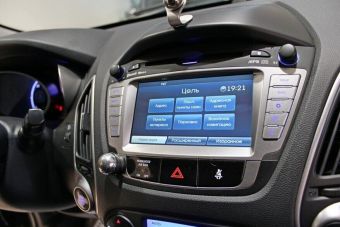 Hyundai ix35, 2.0 л, АКПП, 2013 фото 11