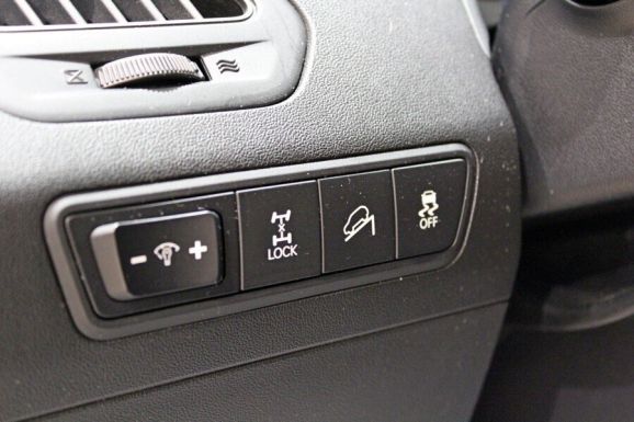 Hyundai ix35, 2.0 л, АТ, 2014 фото 2