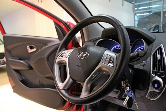 Hyundai ix35, 2.0 л, АТ, 2011 фото 10