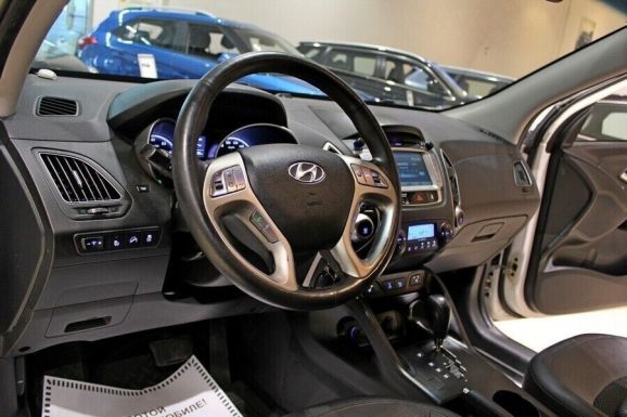 Hyundai ix35, 2.0 л, АТ, 2013 фото 11