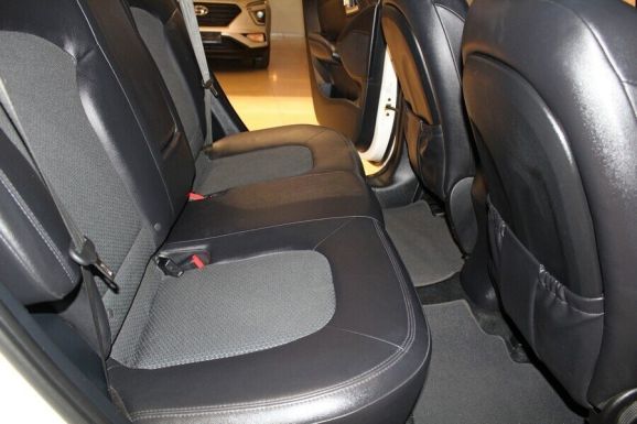 Hyundai ix35, 2.0 л, АТ, 2010 фото 1