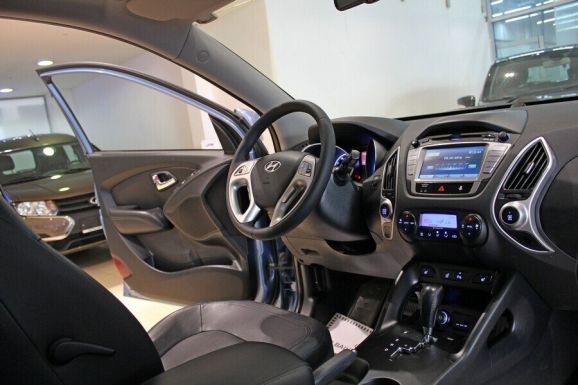Hyundai ix35, 2.0 л, АТ, 2011 фото 7