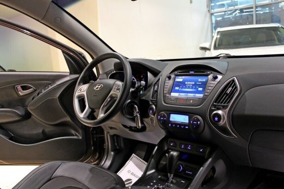 Hyundai ix35, 2.0 л, АТ, 2014 фото 7