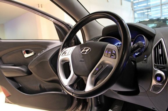Hyundai ix35, 2.0 л, АТ, 2013 фото 11
