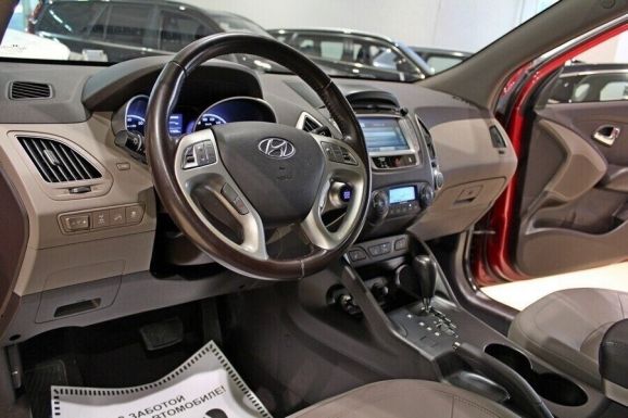 Hyundai ix35, 2.0 л, АТ, 2013 фото 13