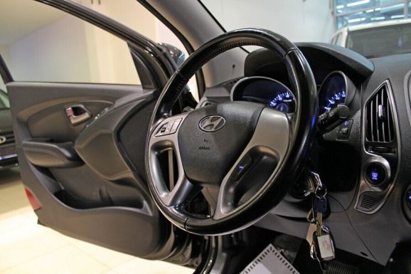 Hyundai ix35, 2.0 л, АТ, 2015 фото 10