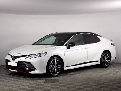 Toyota Camry, 2.5 л, АКПП, 2020 фото 3