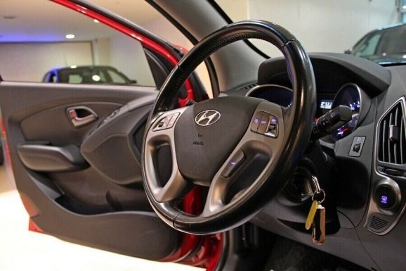 Hyundai ix35, 2.0 л, АТ, 2014 фото 2