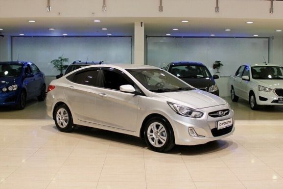 Hyundai Solaris, 1.4 л, МТ, 2013 фото 4