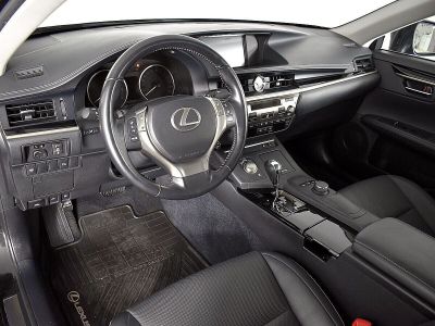 Lexus ES, 2.5 л, АКПП, 2015 фото 6