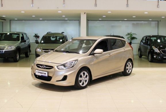 Hyundai Solaris, 1.6 л, АТ, 2013 фото 3