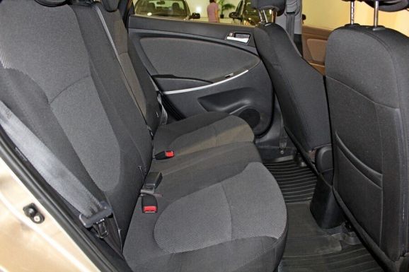 Hyundai Solaris, 1.6 л, АТ, 2013 фото 2