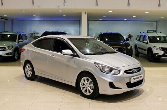 Hyundai Solaris, 1.6 л, МТ, 2011 фото 4
