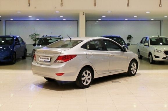 Hyundai Solaris, 1.4 л, АТ, 2011 фото 6