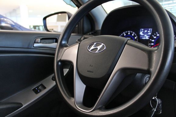 Hyundai Solaris, 1.6 л, АТ, 2014 фото 1