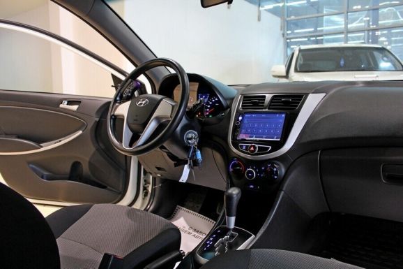 Hyundai Solaris, 1.4 л, АТ, 2013 фото 7