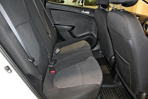 Hyundai Solaris, 1.4 л, АТ, 2013 фото 8