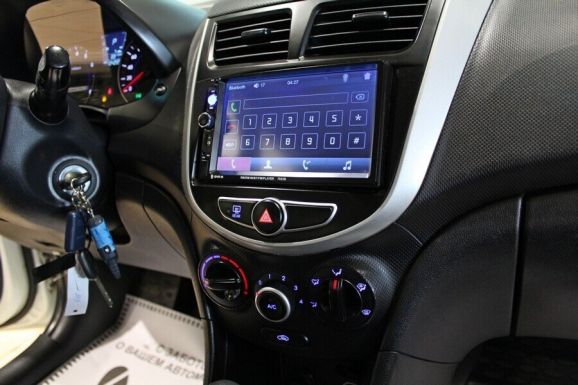 Hyundai Solaris, 1.4 л, АТ, 2013 фото 9