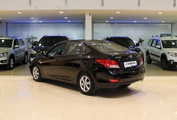 Hyundai Solaris, 1.6 л, АТ, 2012 фото 5