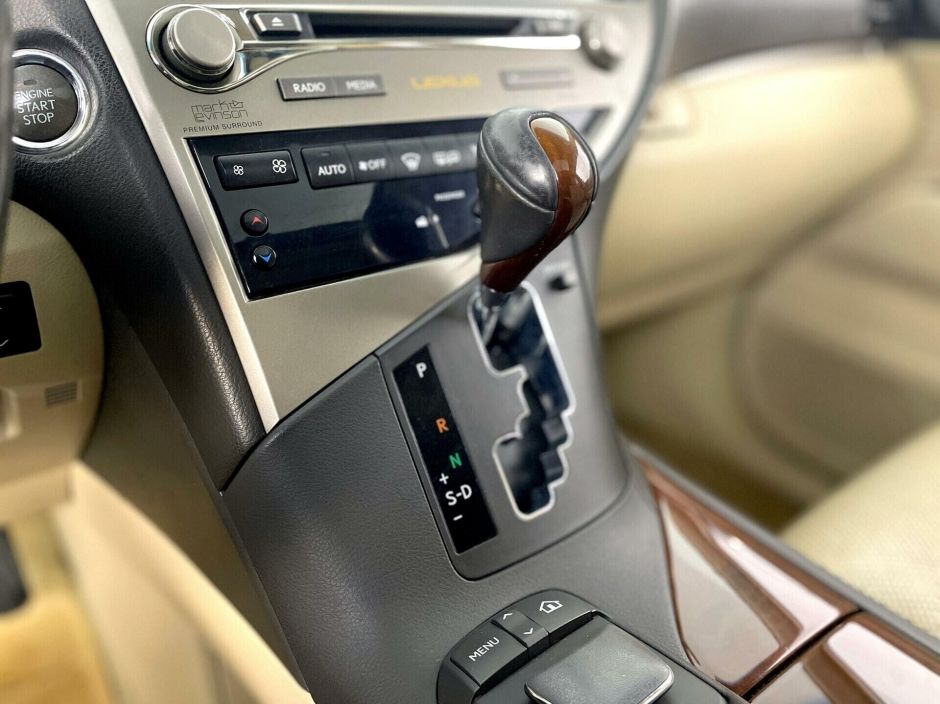 Lexus RX, 3.5 л, АТ, 2013 фото 2