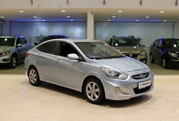 Hyundai Solaris, 1.6 л, АТ, 2013 фото 4