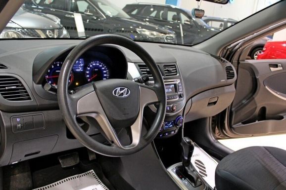 Hyundai Solaris, 1.6 л, АТ, 2015 фото 7