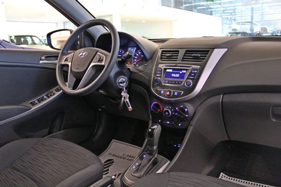 Hyundai Solaris, 1.6 л, АТ, 2015 фото 7