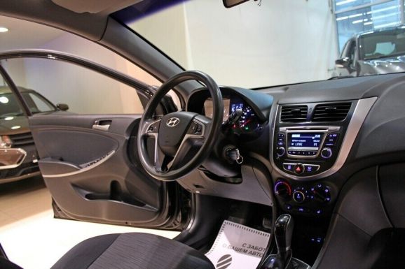 Hyundai Solaris, 1.6 л, АТ, 2016 фото 7