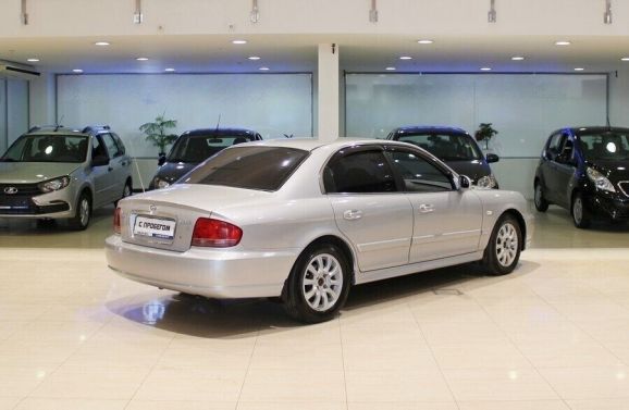 Hyundai Sonata, 2.0 л, АТ, 2010 фото 6