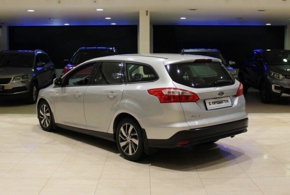 Ford Focus, 1.6 л, Робот, 2014 фото 5
